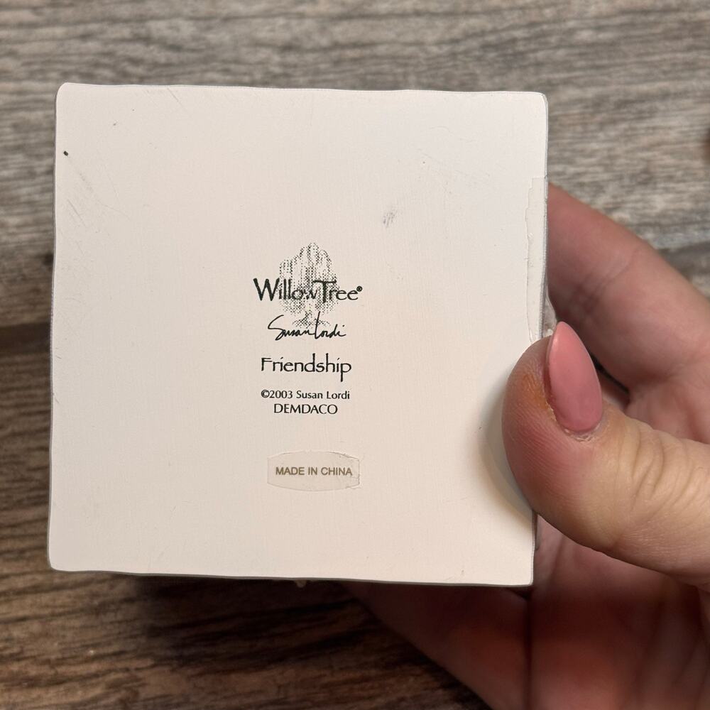 Vintage 2003 Willow Tree "Friendship" Trinket Box - Picture 3 of 5